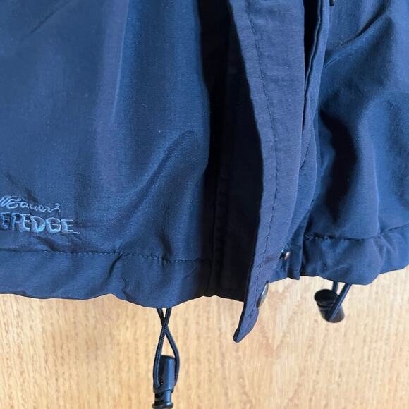 Eddie Bauer coat, women's size XS, black drawstring waist. - Picture 6 of 10